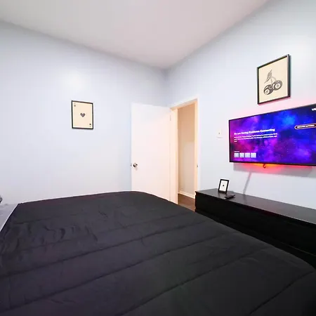 Vibrant Retreat - Two Bedroom Near Nyc Jersey City Exterior photo