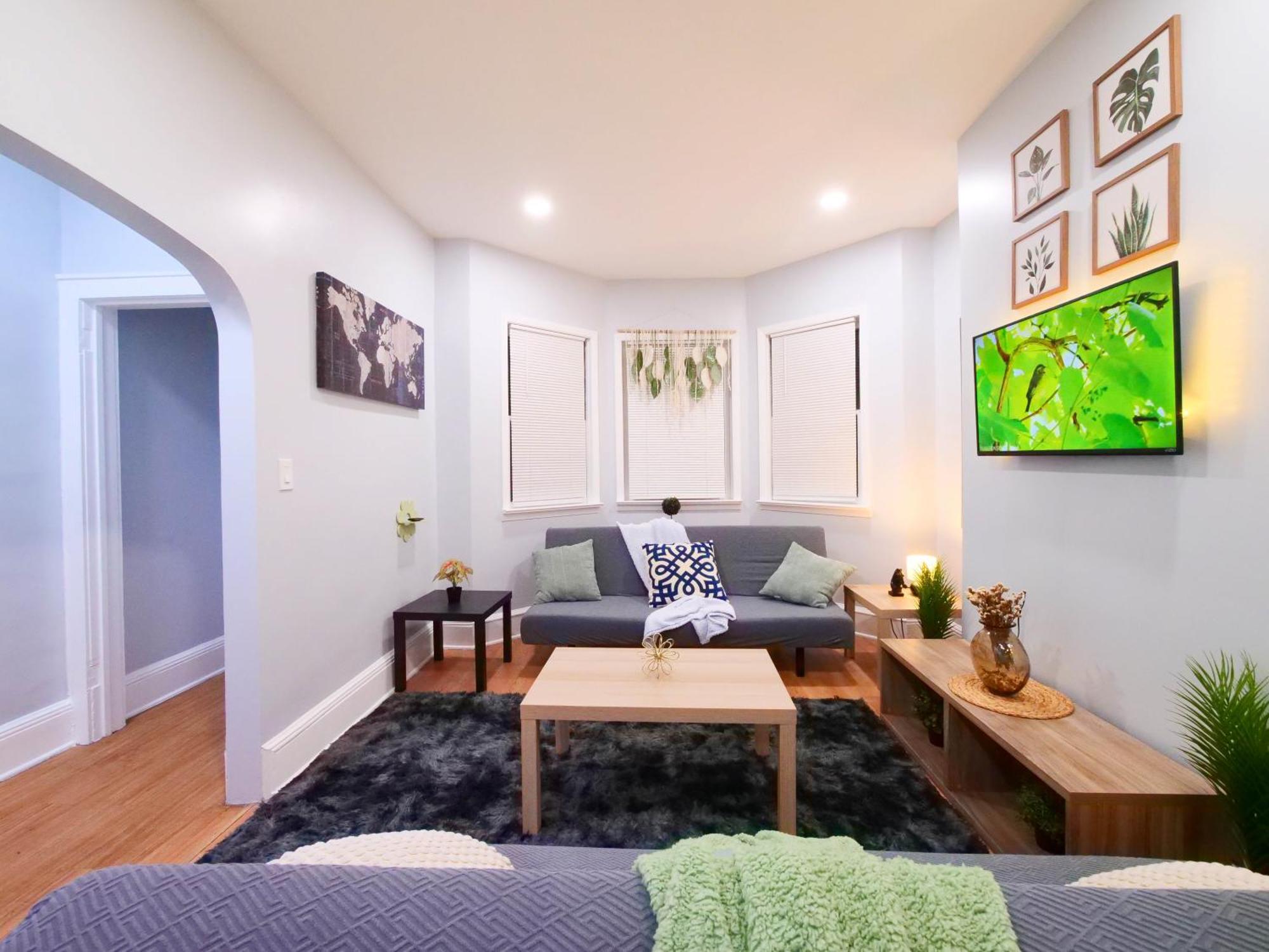 Apartment Vibrant Retreat - Two Bedroom Near Nyc *